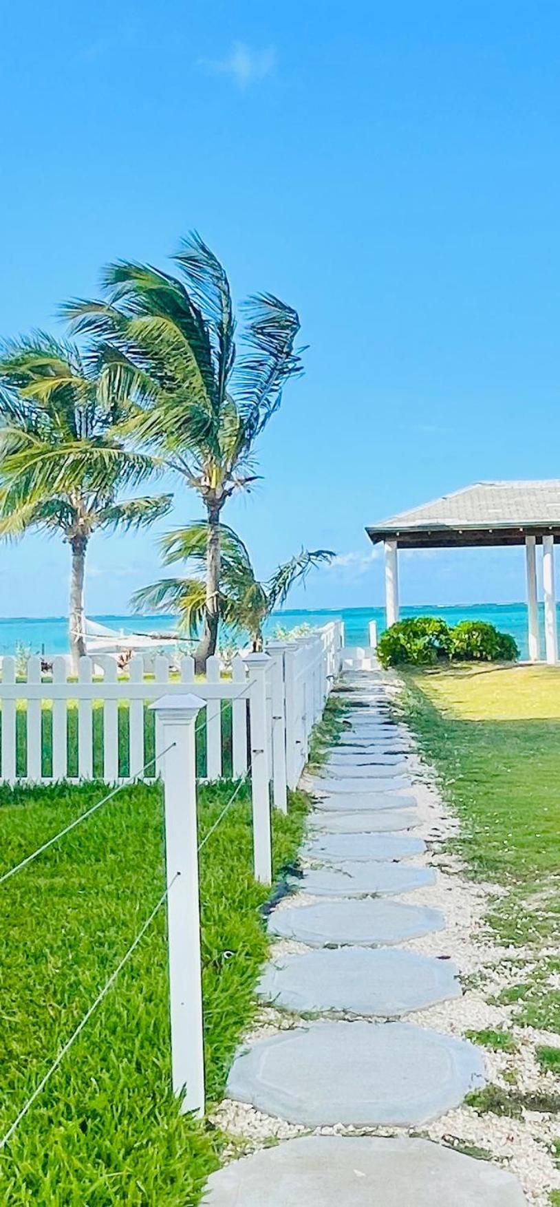 Studio, 100 Feet From The Beach Nassau Extérieur photo