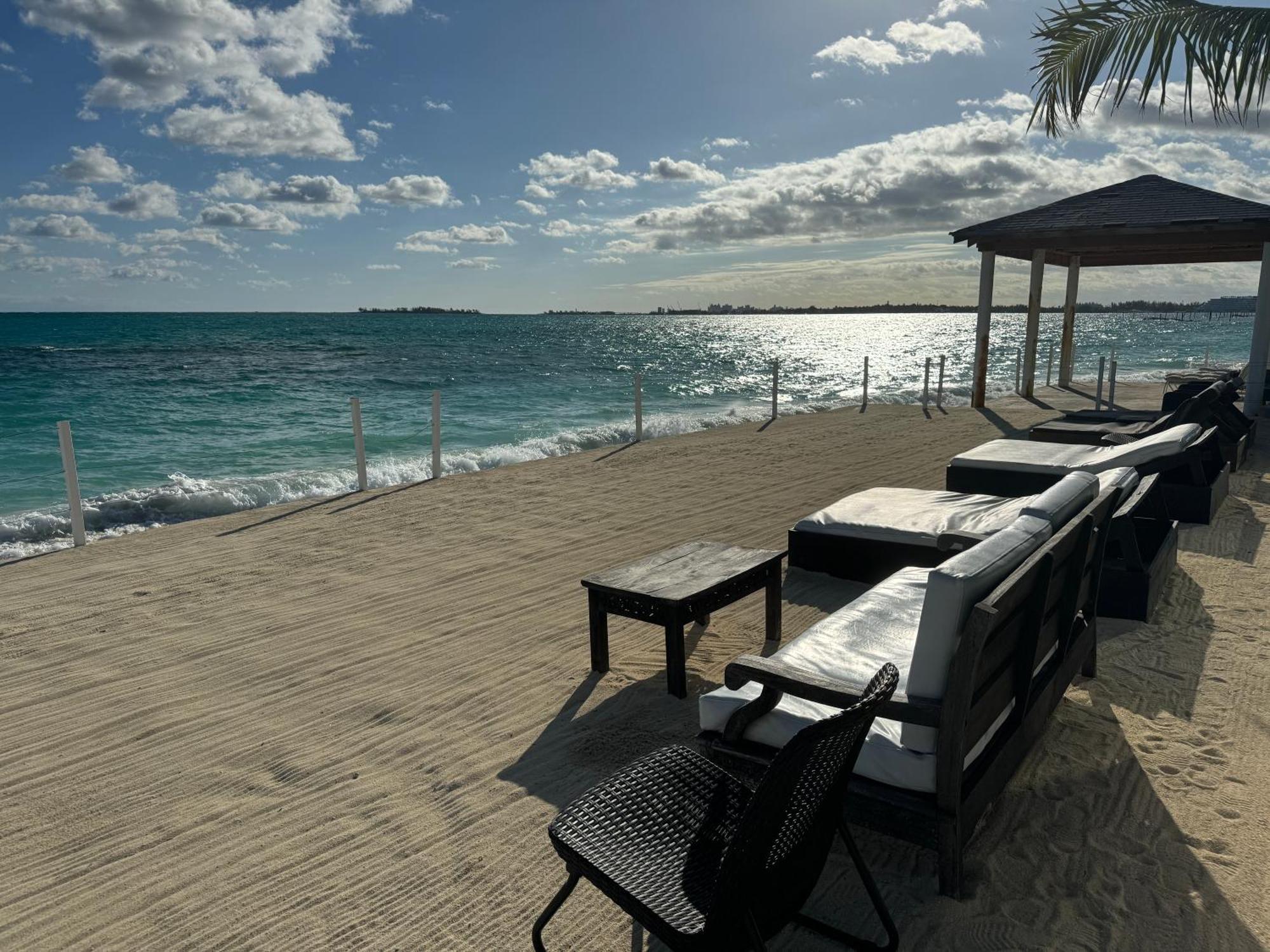 Studio, 100 Feet From The Beach Nassau Extérieur photo